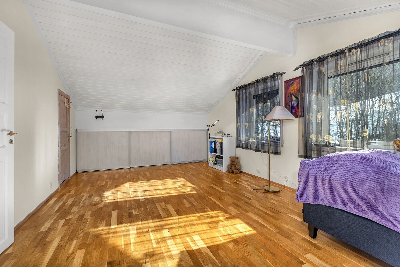 Soverom på loft Galleribilde