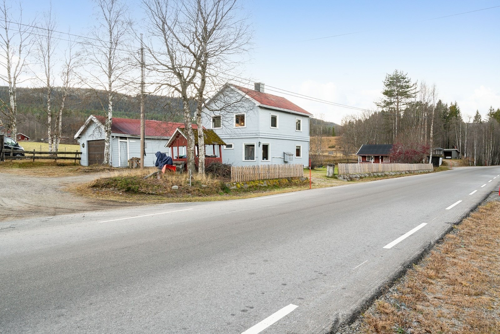 Atna er et eldorado for deg som liker deg ute i naturen sommer som vinter og byr på flotte jakt-, fiske- og turmuligheter i alle kanter. Galleribilde