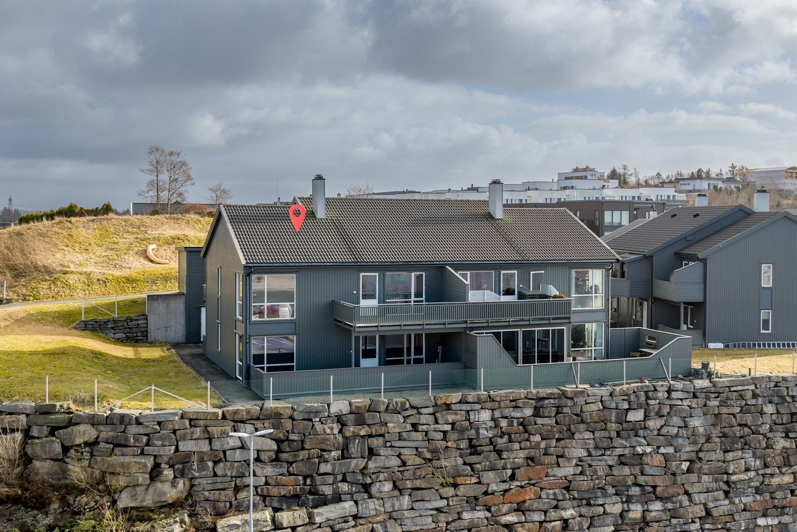 Velkommen til Ørpetveitvegen 257C presentert av Eiendomsmegler Norge v/Miriam Lie Løften Galleribilde