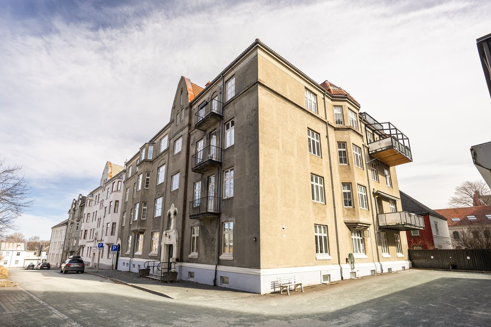 Fasade. Galleribilde