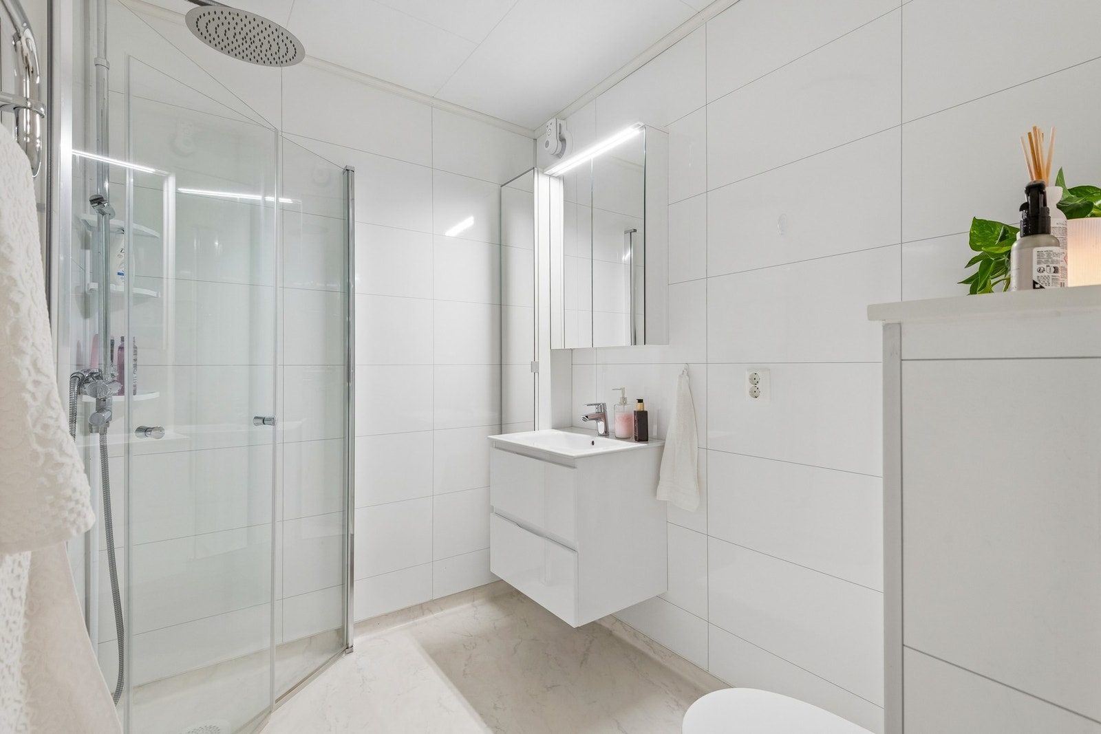 Badet ble renovert i 2022 av firma. Galleribilde