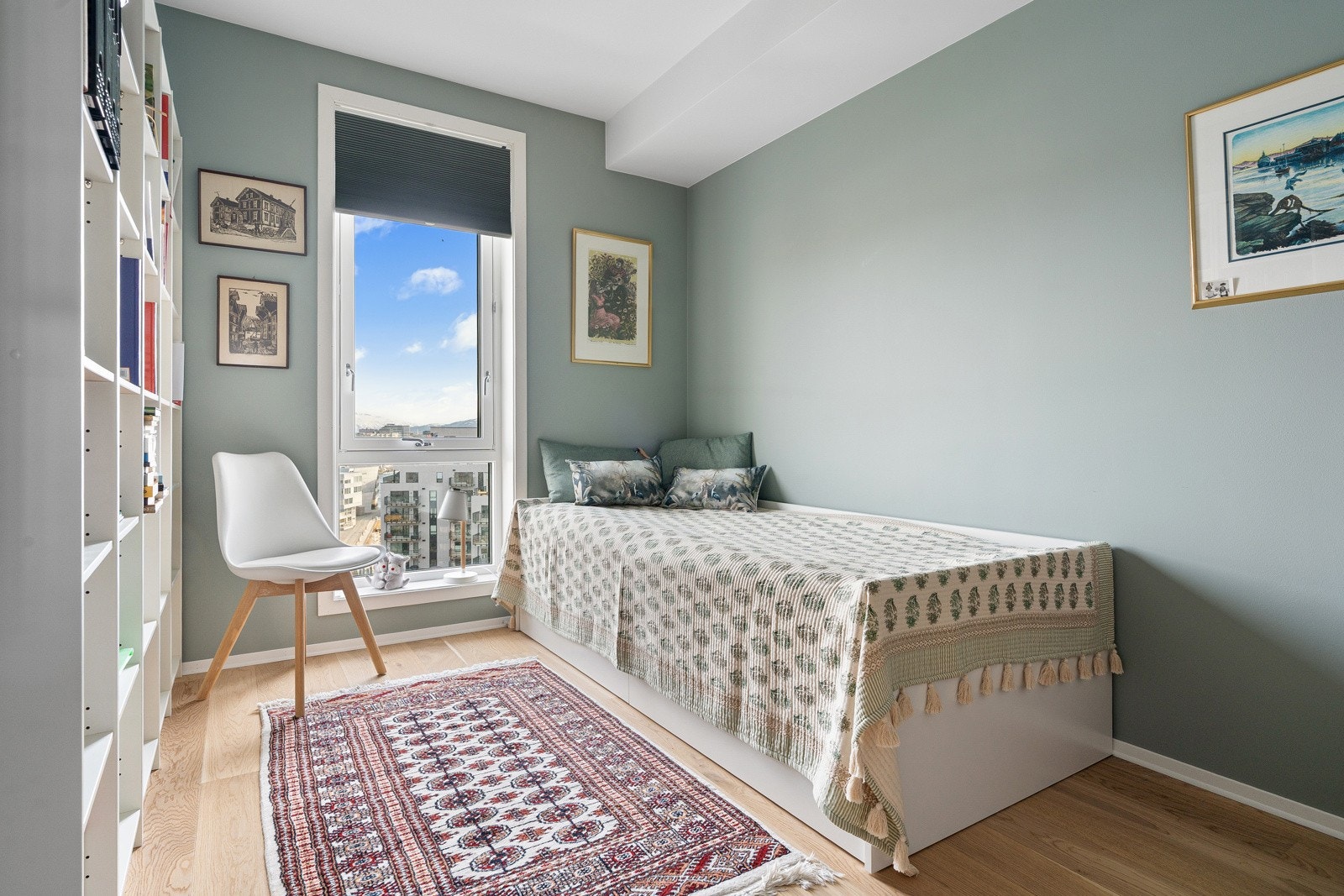 Leiligheten har 2 gode soverom.