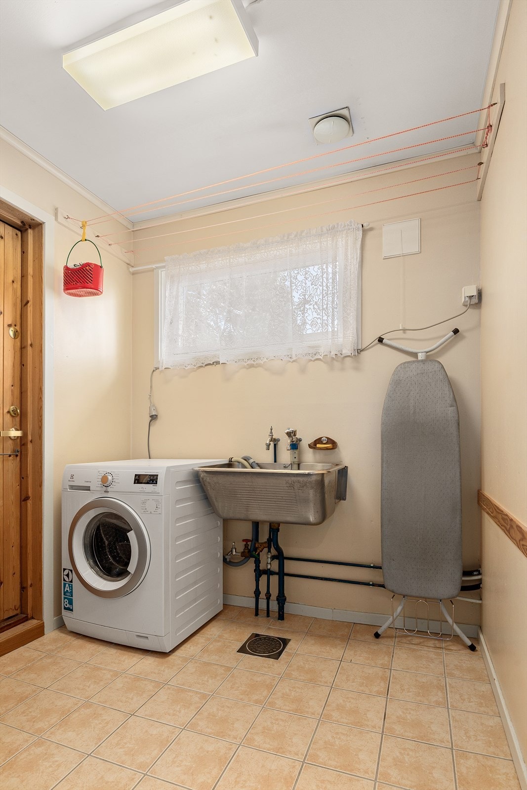 Separat vaskerom. Galleribilde