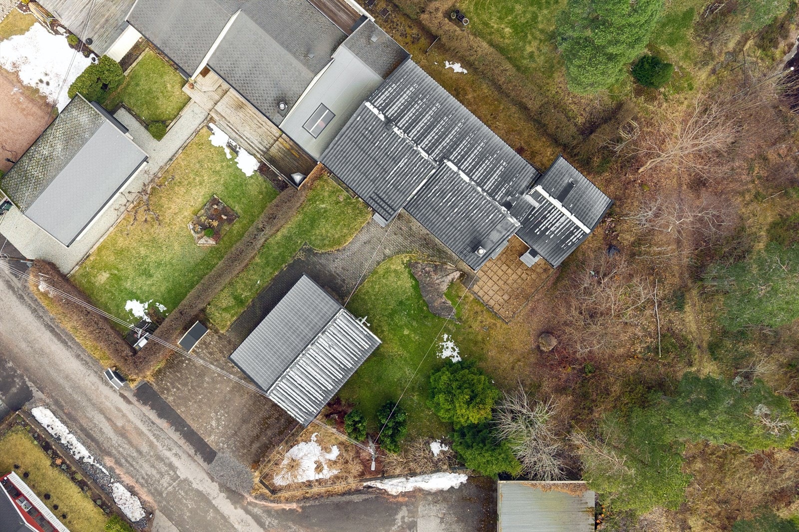 Eiet tomt på 679,7 kvm. Galleribilde