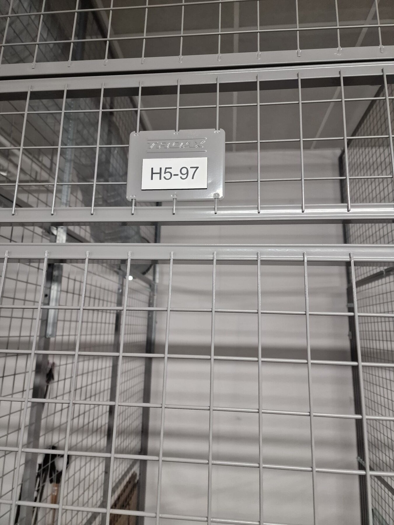Bod i kjeller: nr.: H5-97 på ca. 3 kvm. Ekstra oppbevaringsmulighet. Galleribilde