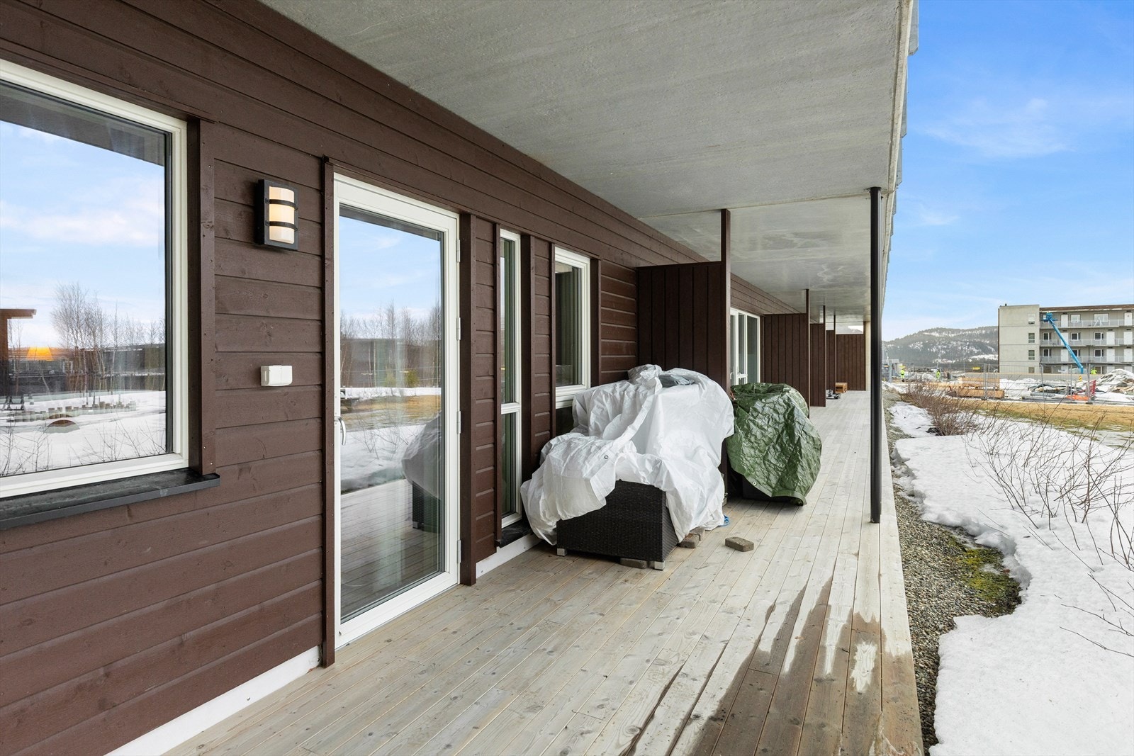 Terrasse er er vestvendt så her er det gode solforhold. Galleribilde