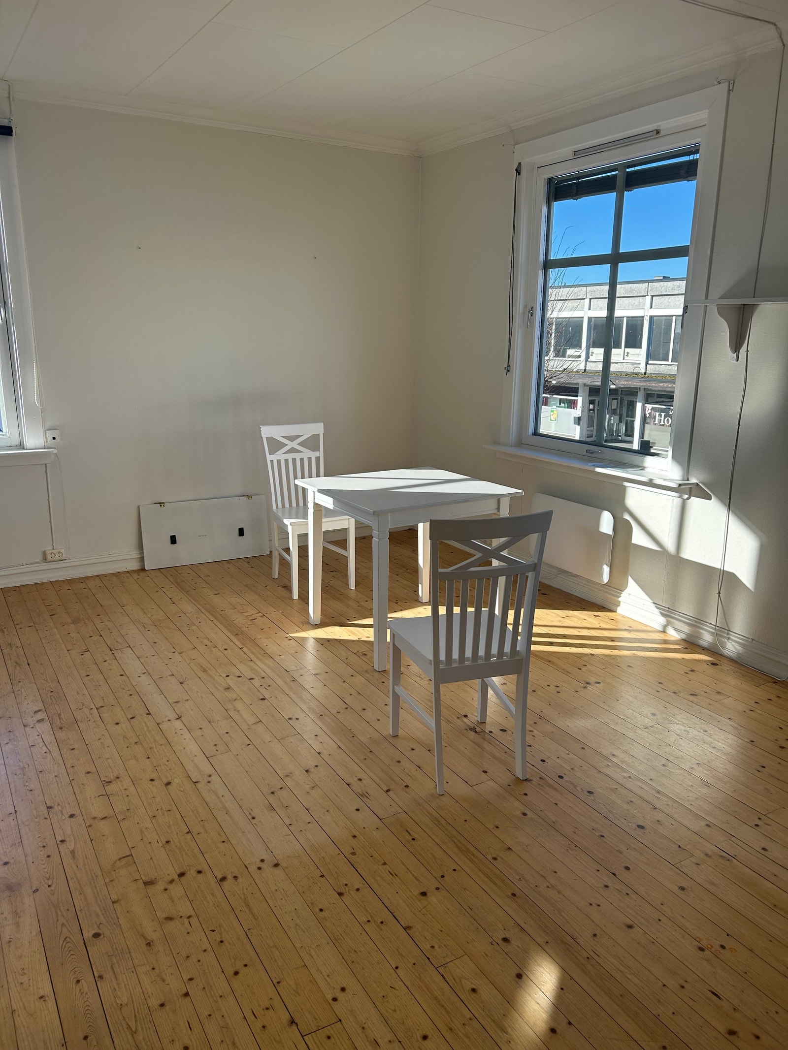 Fin og lys stue Galleribilde