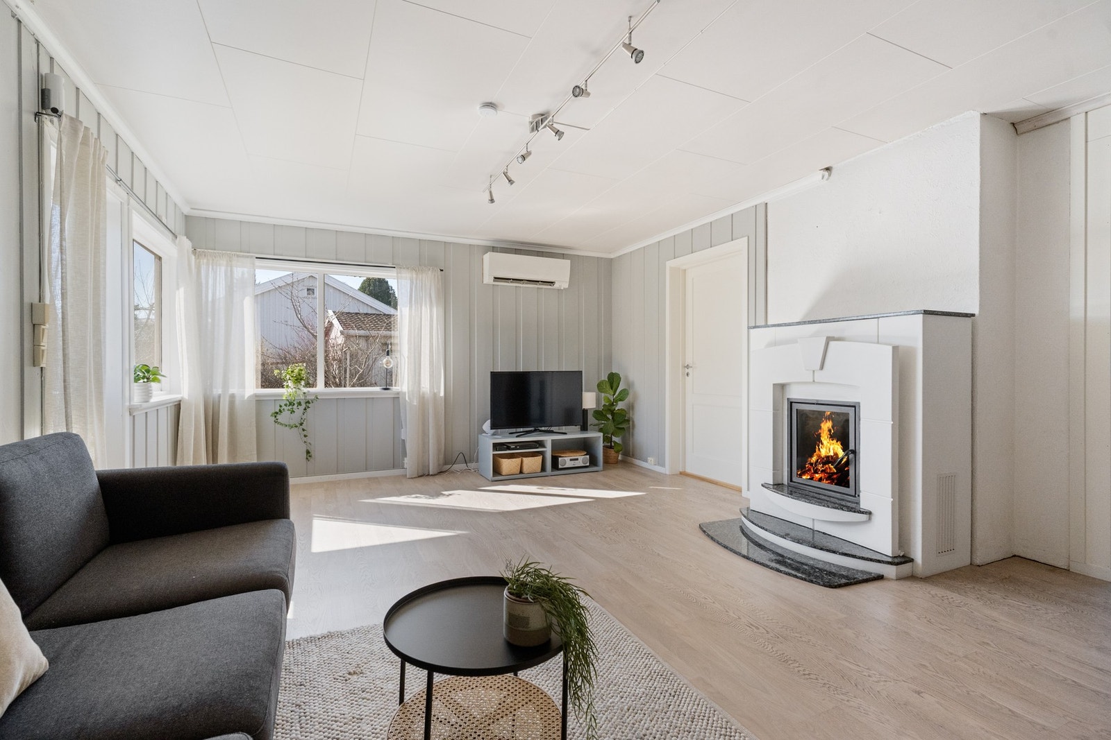 En koselig peis sørge for både varme og hygge på ekstra kalde dager. Galleribilde