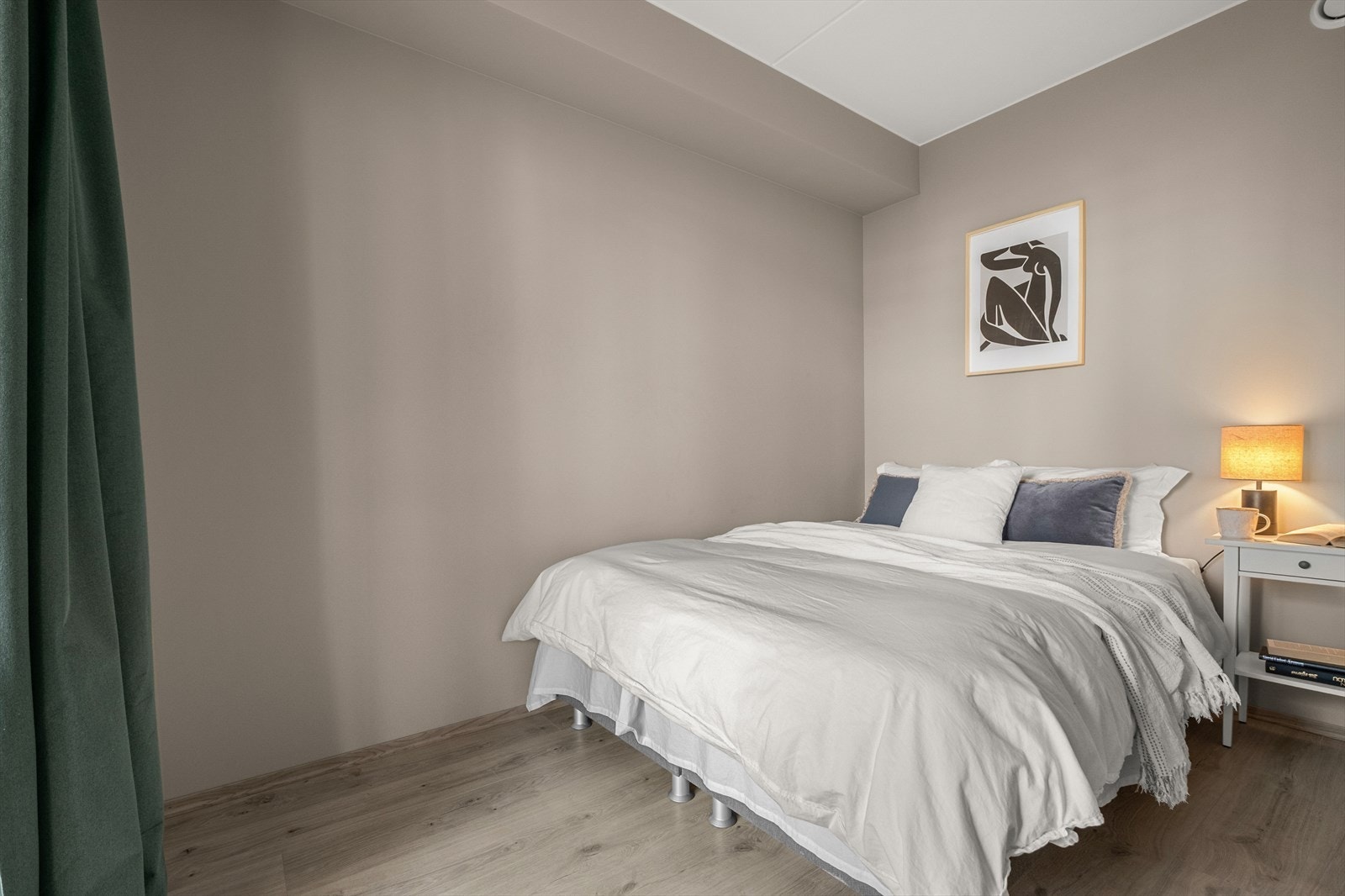 Soverom 2 på 7,2 m² - perfekt som gjesterom, barnerom eller hjemmekontor. Galleribilde
