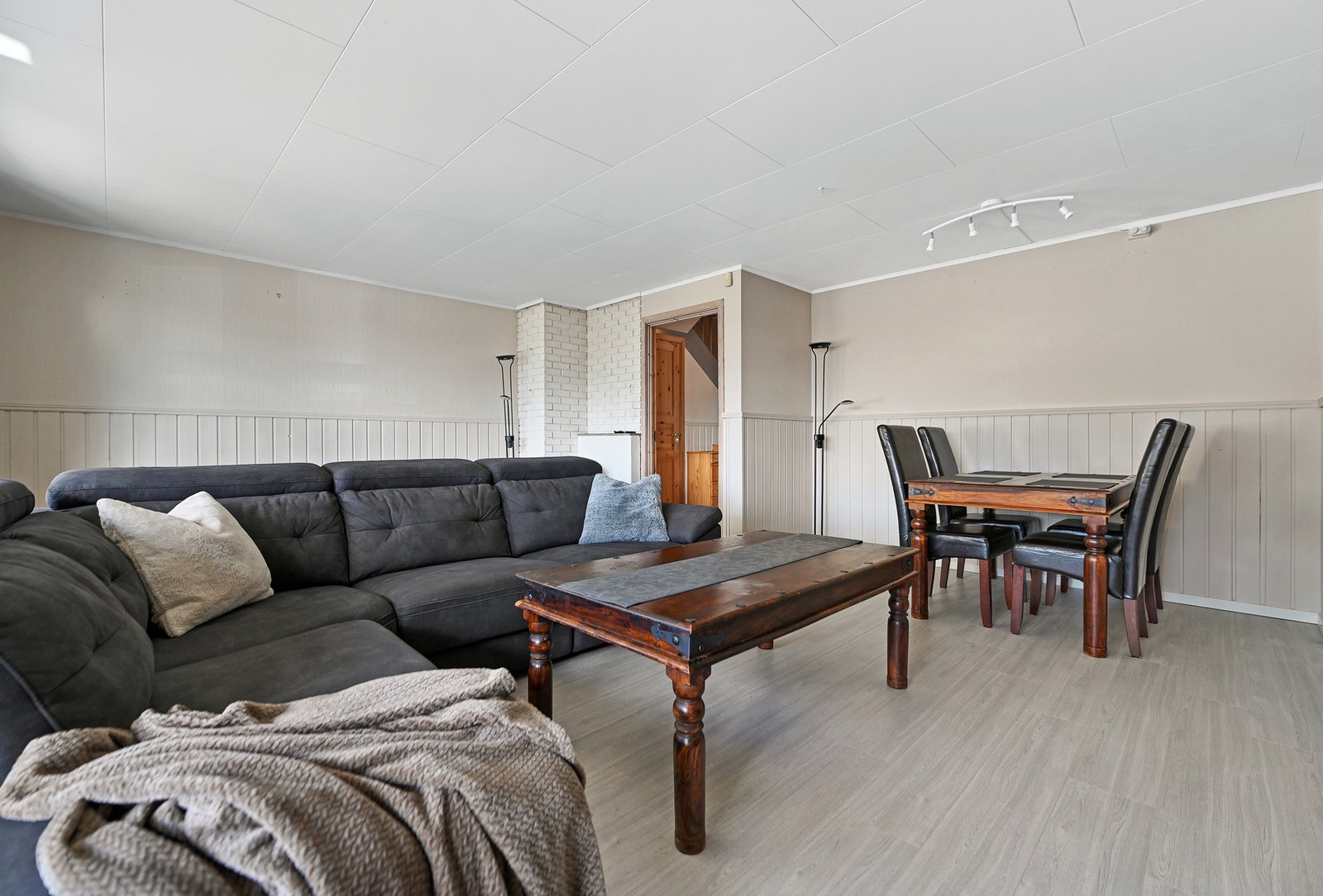 I stuen er det plass til å møblere etter ønske Galleribilde