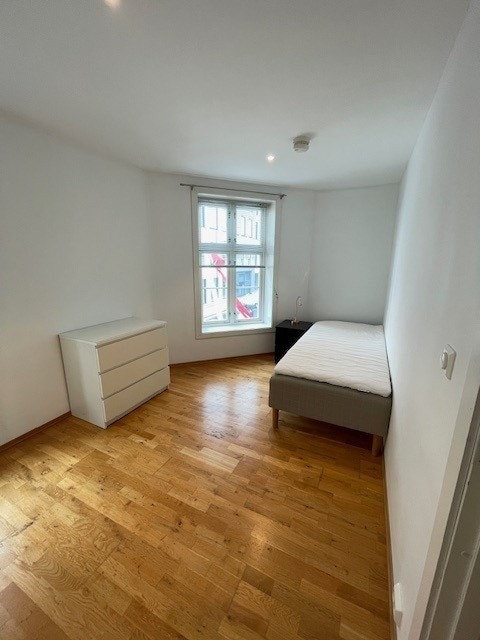 sov 3 Galleribilde
