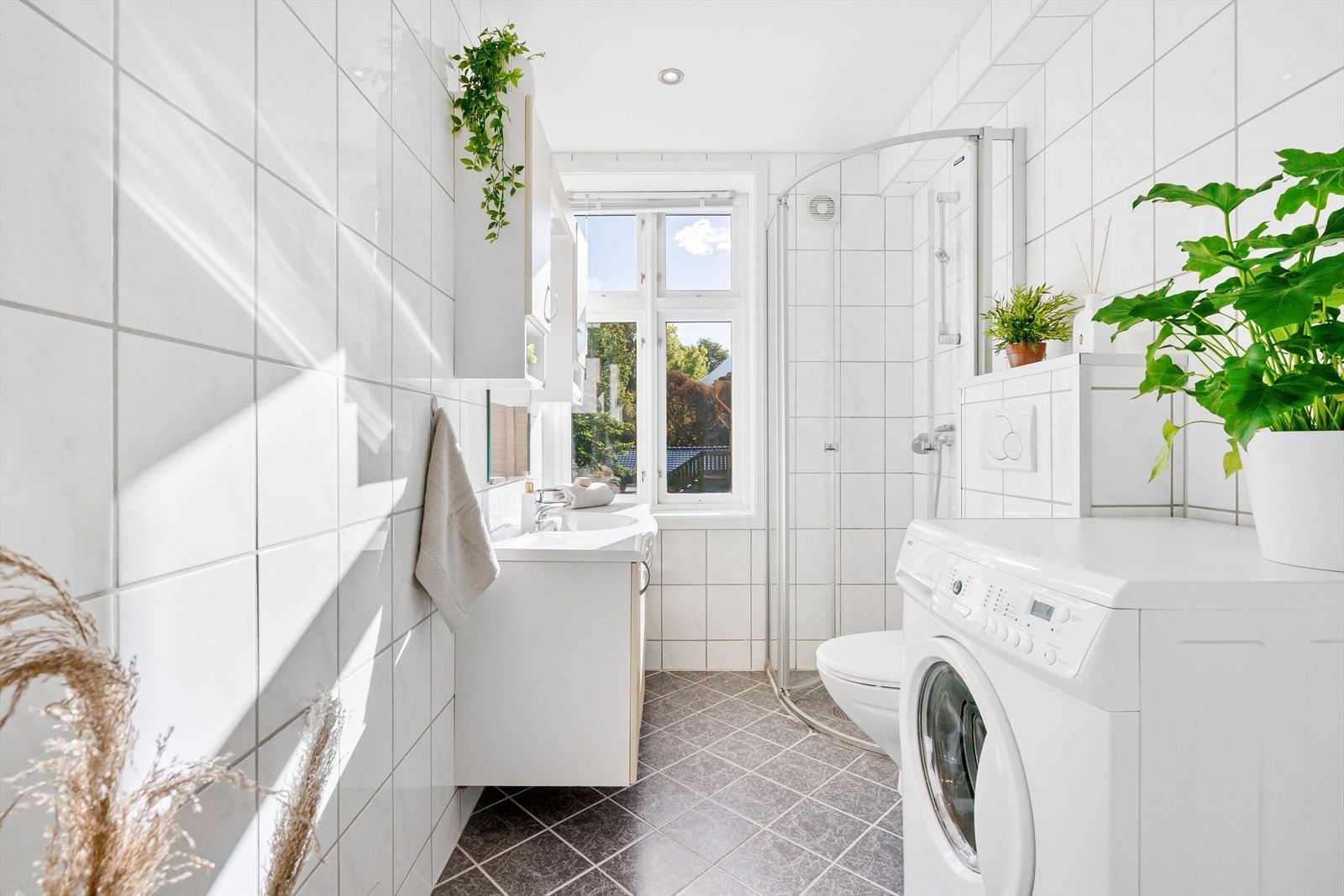 Badet er lyst og pent Galleribilde