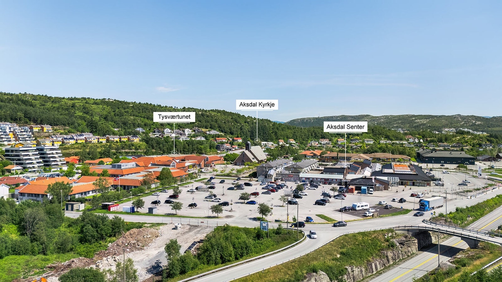Kort gangavstand til Aksdal senter, Tysværtunet, kirke m.m. Galleribilde
