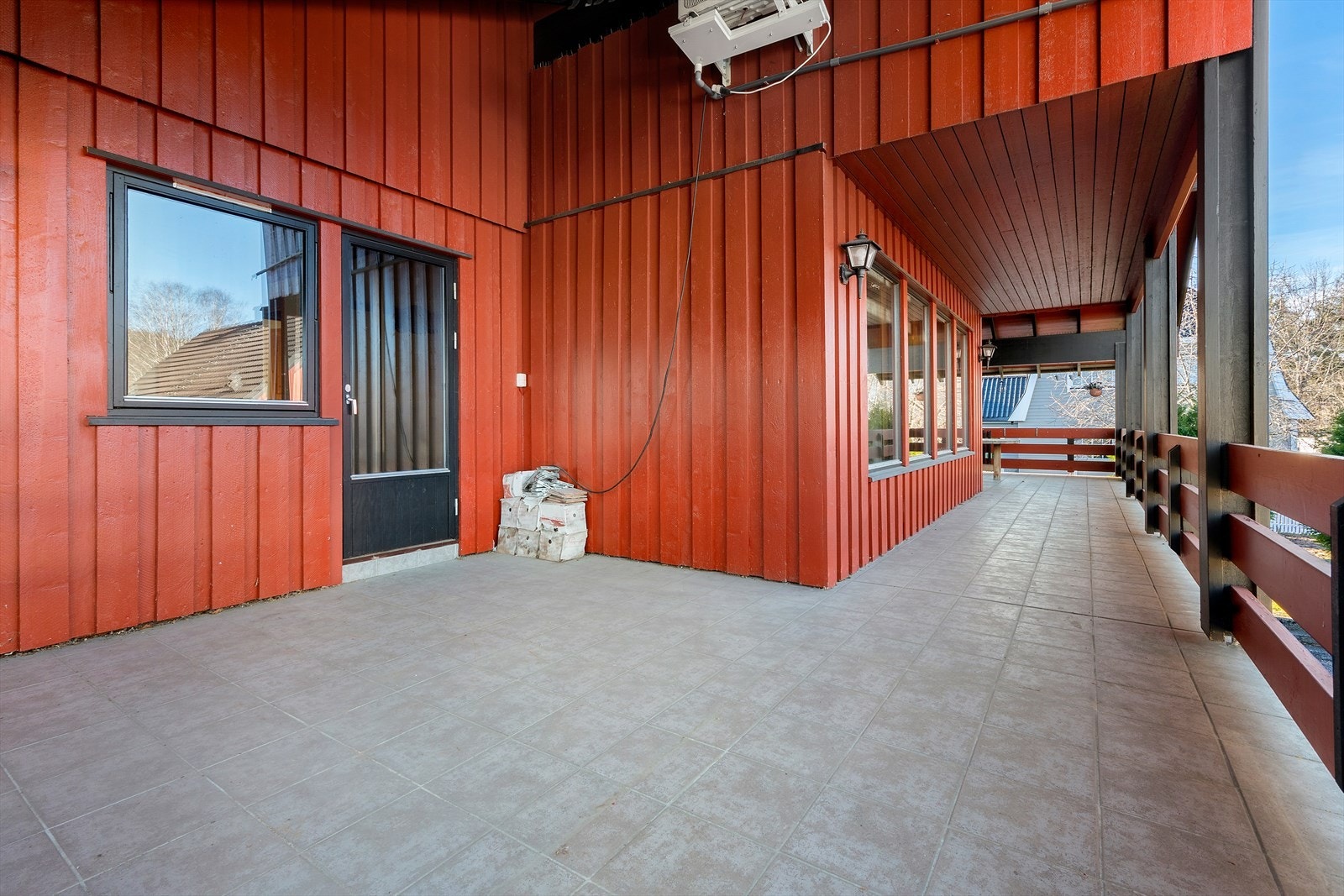 Store terrassearealer på tilsammen 115 m2. Galleribilde