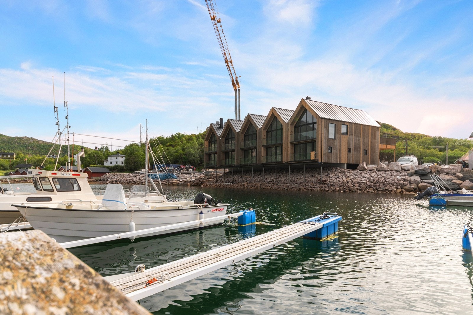 Spektakulær beliggenhet med fantastiske sol- og utsiktsforhold.