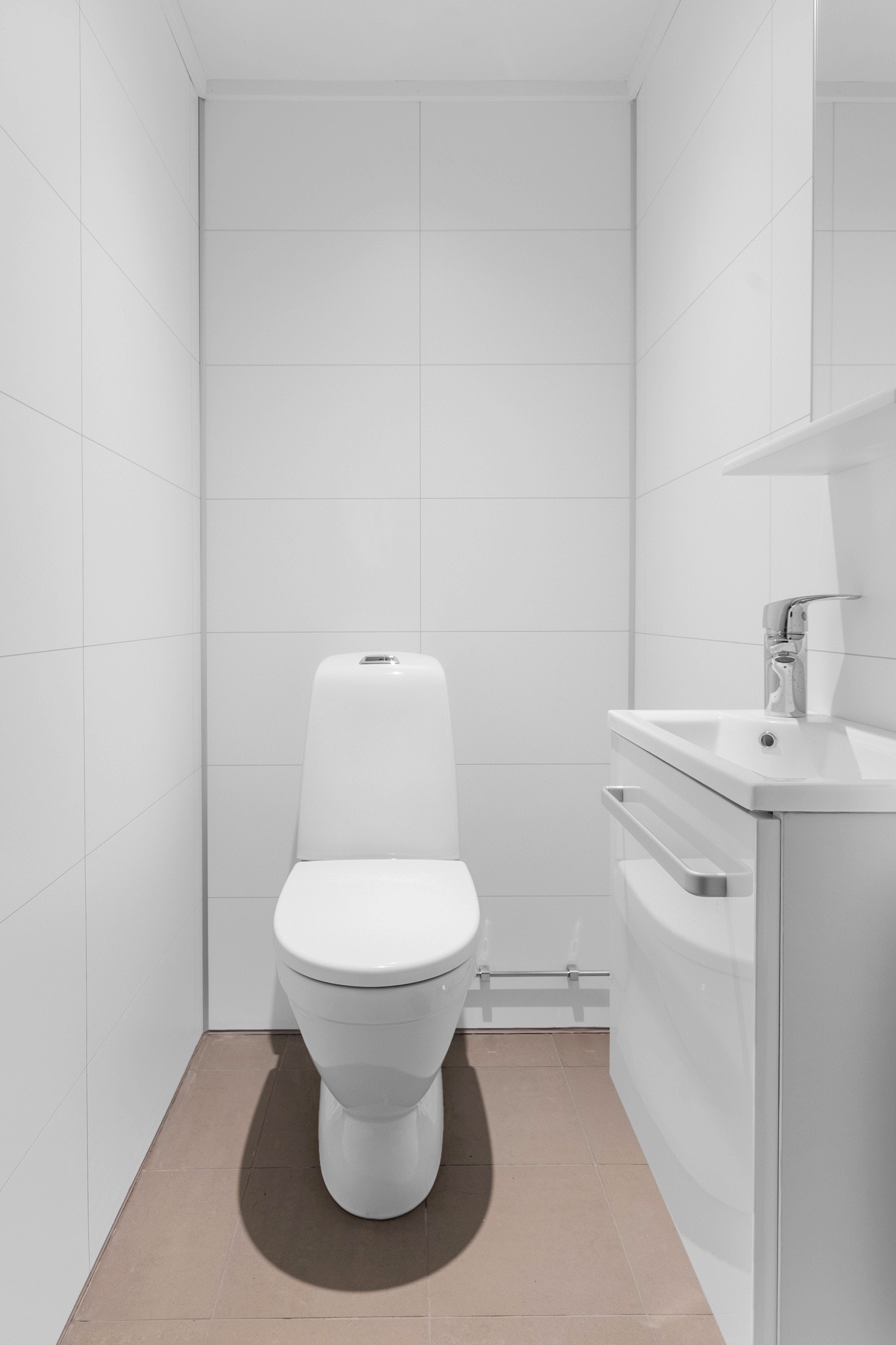 Separat toalettrom i 1. etasje. Dette er valgt ekstra som tilvalg.