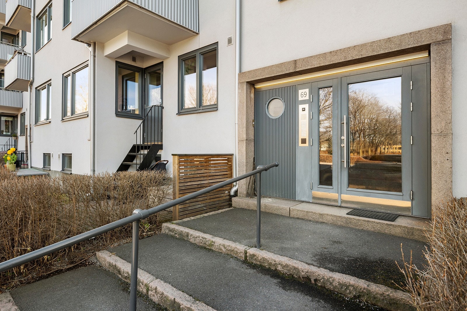 Hovedinngang. Galleribilde