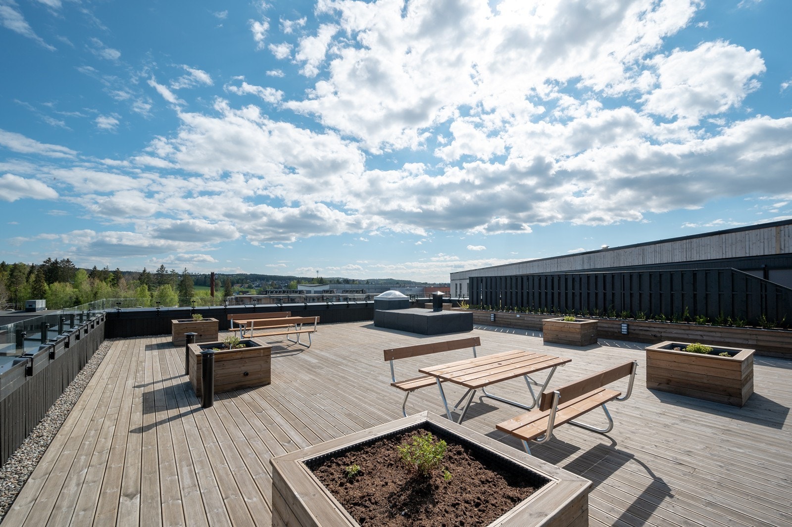 Leilighetsbygget har en herlig takterrasse. Galleribilde