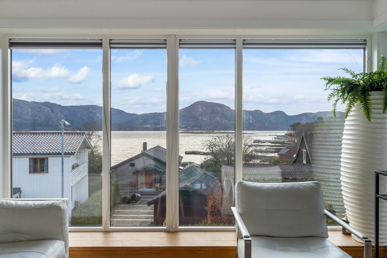 Stue med utsikt Galleribilde