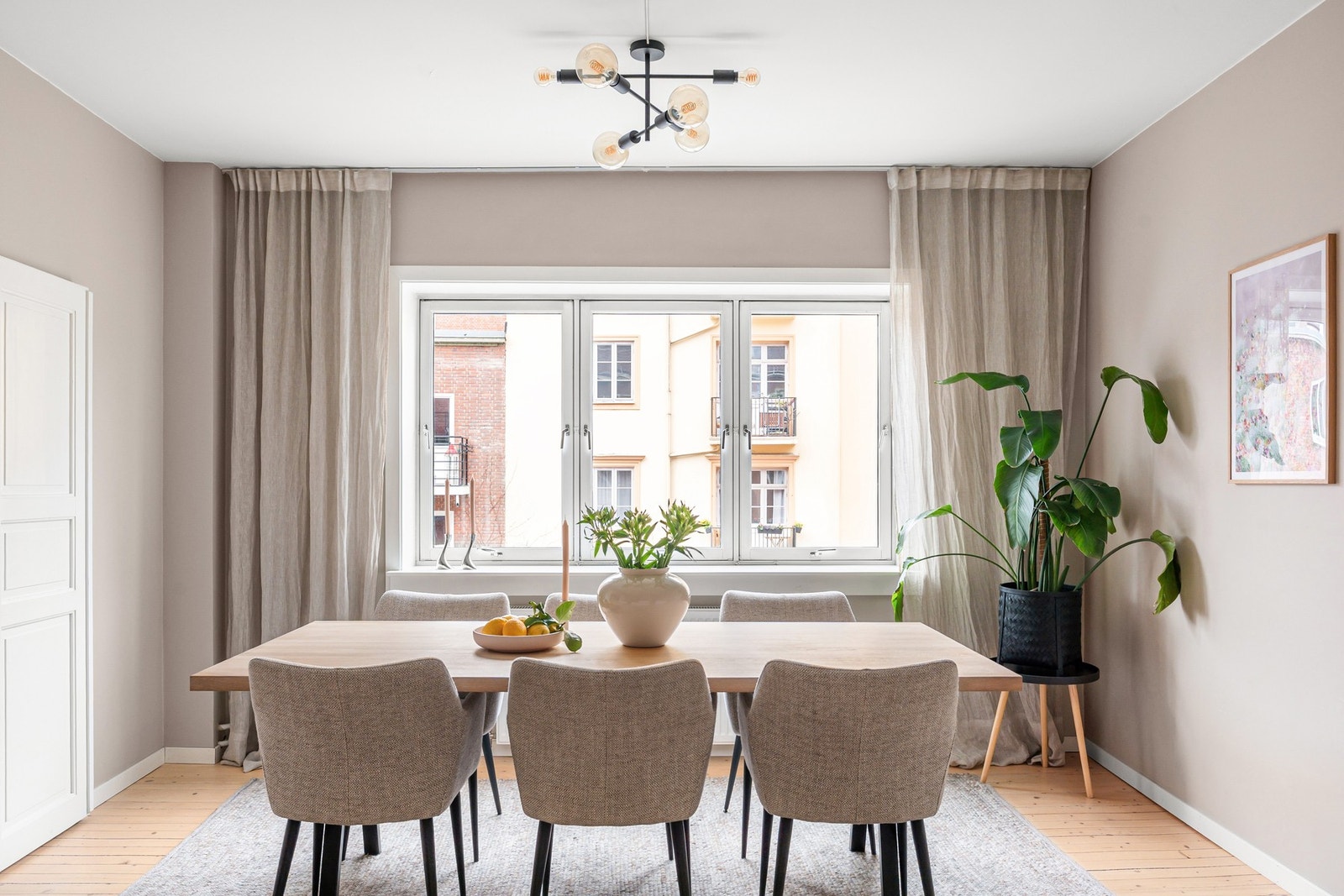 Spiseområde er ypperlig tilrettelagt for den sosiale kokken. Galleribilde