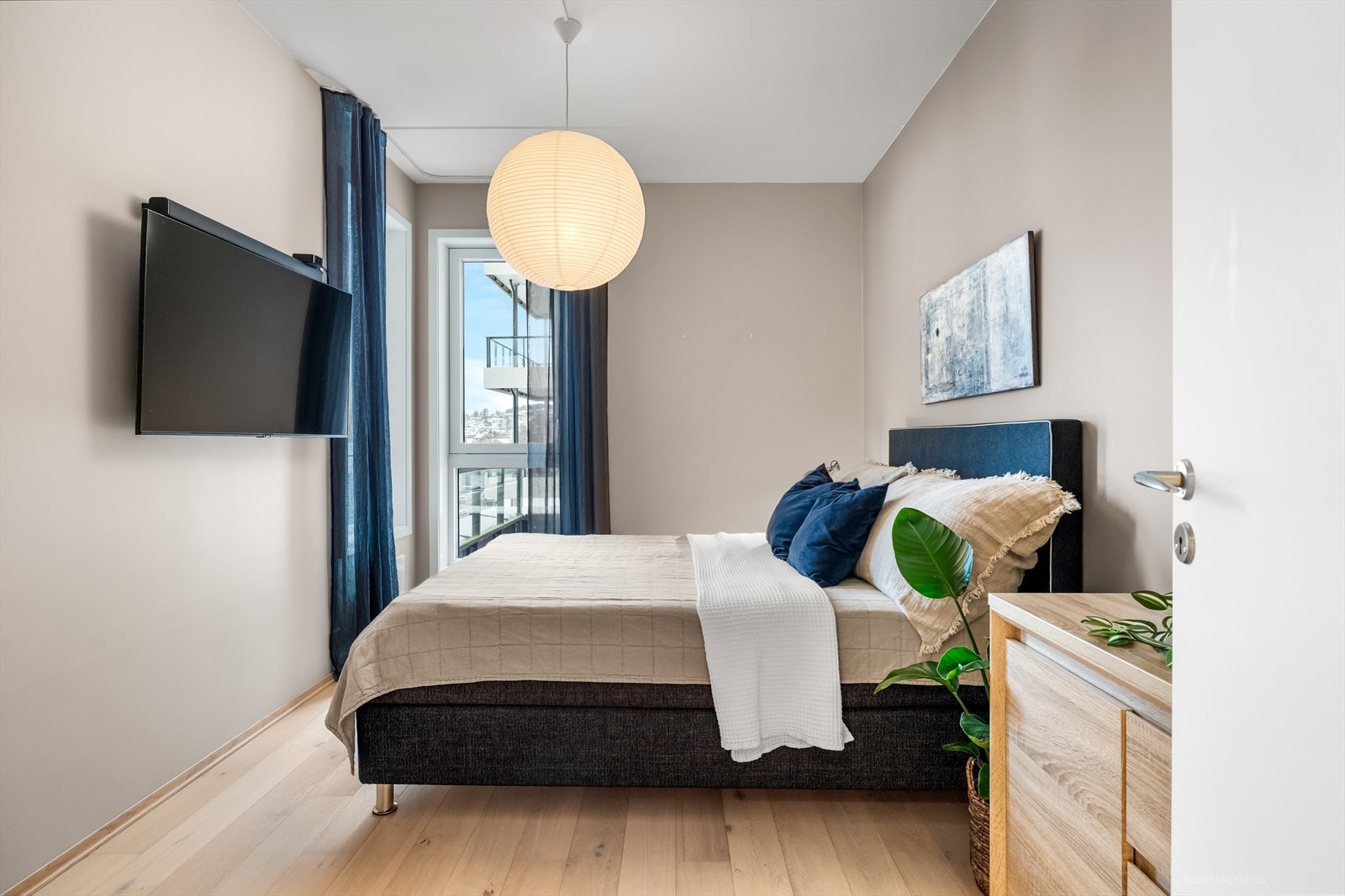 Her er det plass til kommode til oppbevaring. Galleribilde