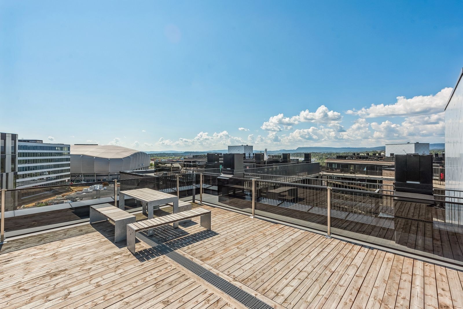 Takterrasse. Galleribilde