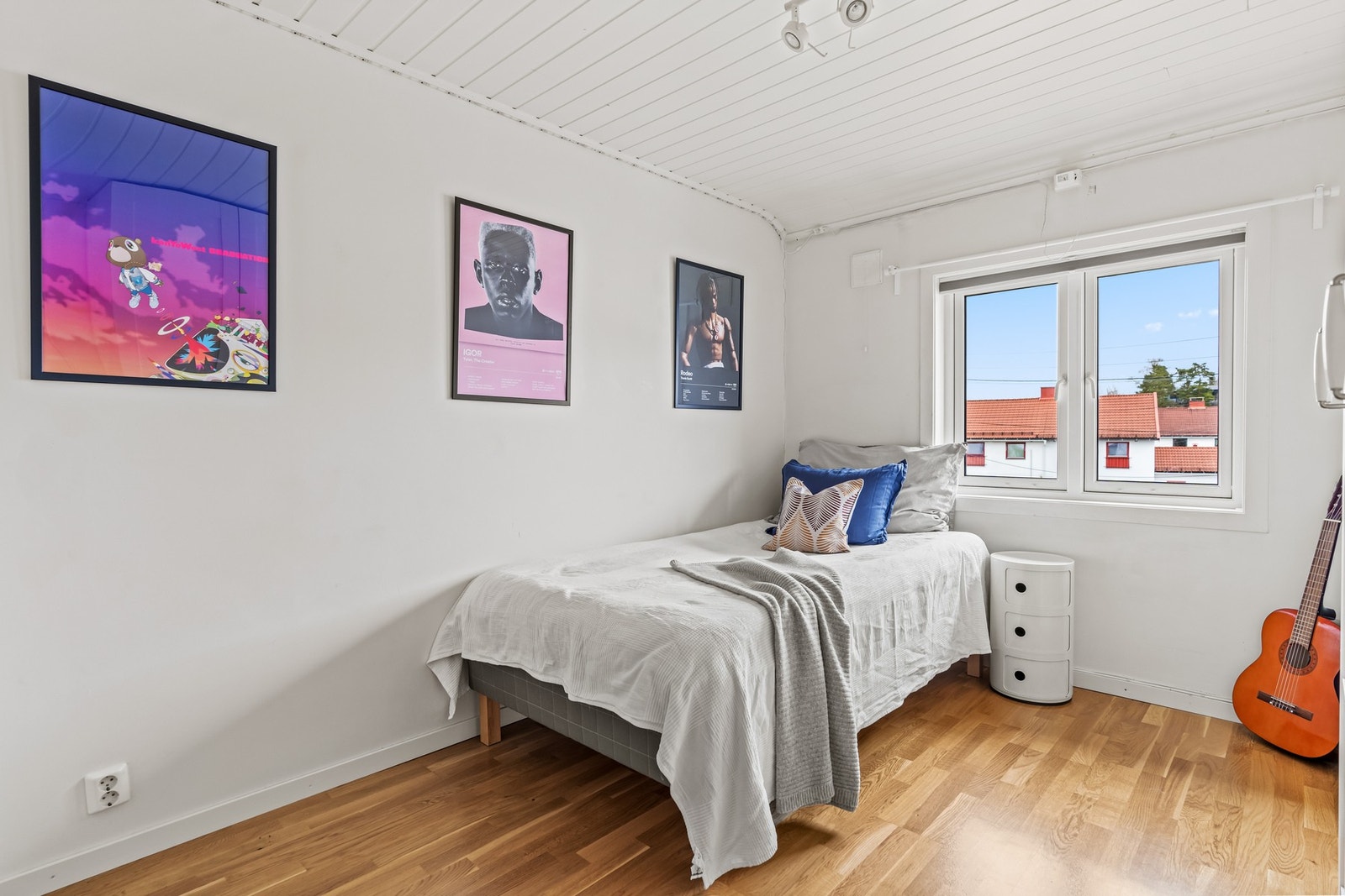 Pent rom som passer perfekt som barnerom eller gjesterom. Galleribilde