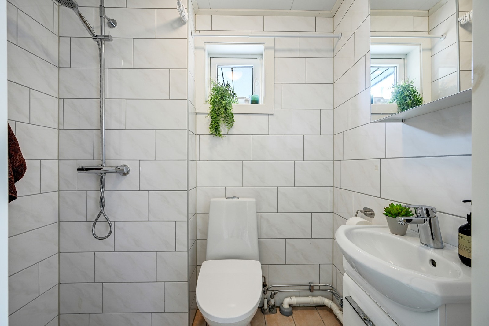 Flislagt bad i 1. etasje fra 2015 Galleribilde