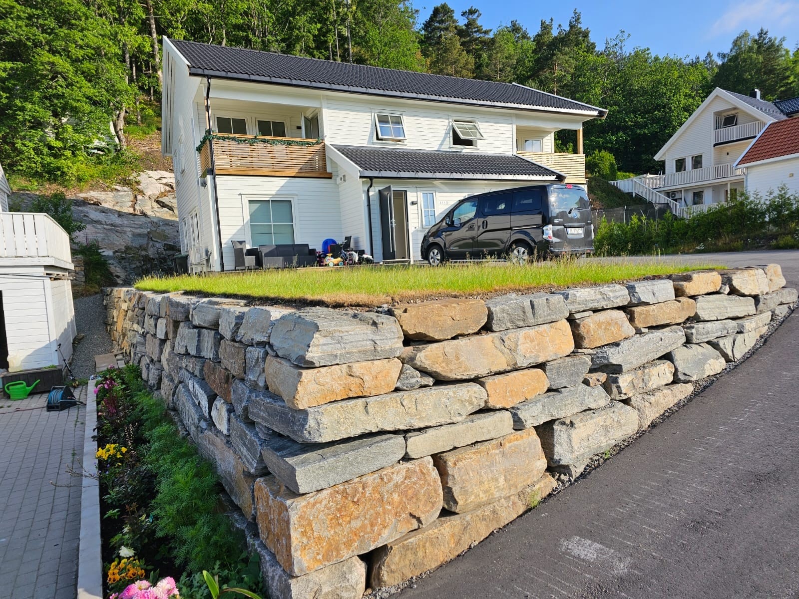 Flott natursteinsmur (privat bilde) Galleribilde