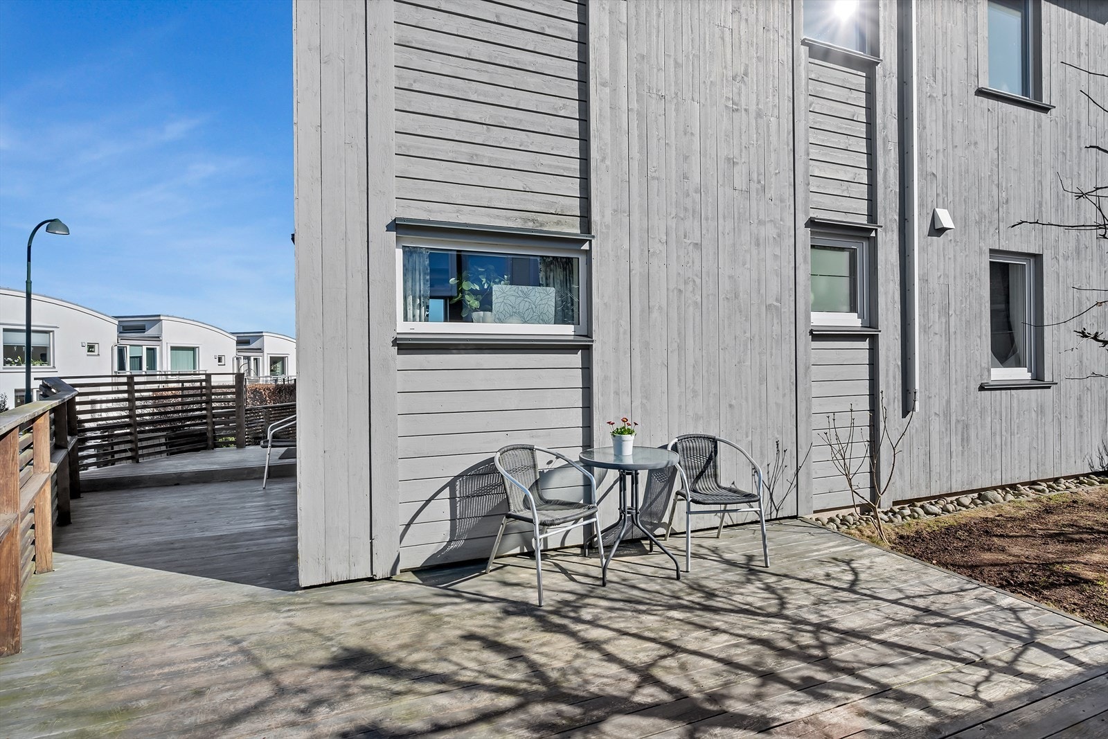 Terrasse utenfor praktikantdelen. Galleribilde