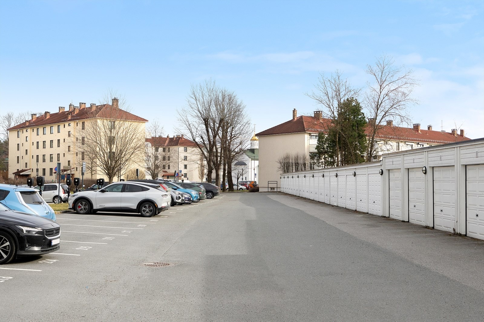 Det kan leies parkeringsplasser etter ansiennitet. Galleribilde