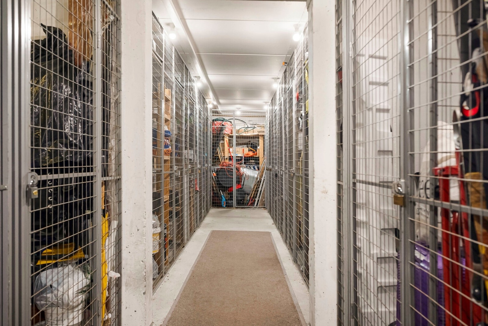 Leiligheten disponerer en ekstern kjellerbod på 3 m². Galleribilde