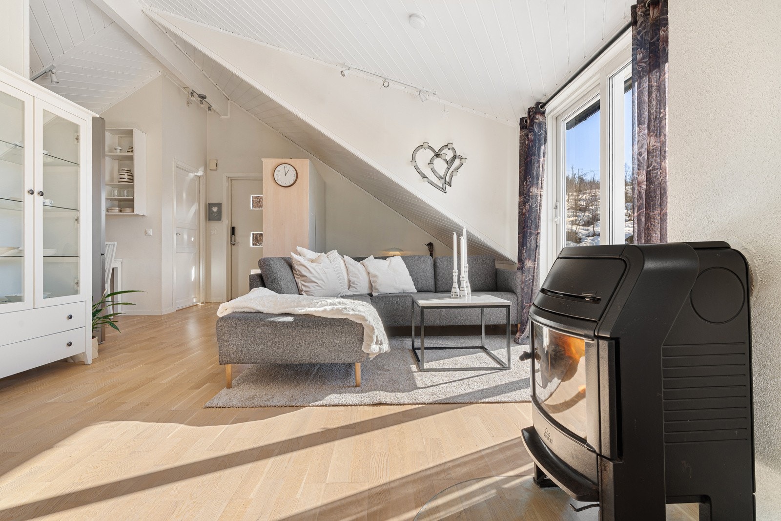 Velkommen til Fembøringen 32 - Presentert av Sne Eiendomsmegling v/Robin Cornelius Lund!