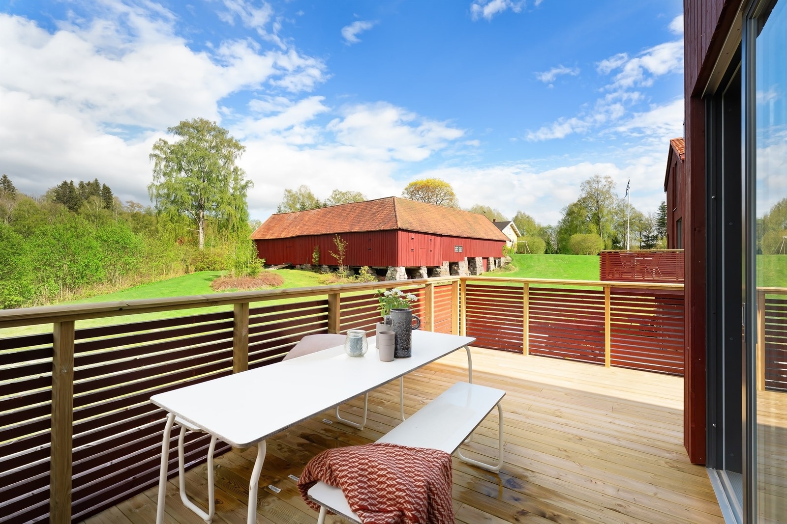 Terrasse. Galleribilde