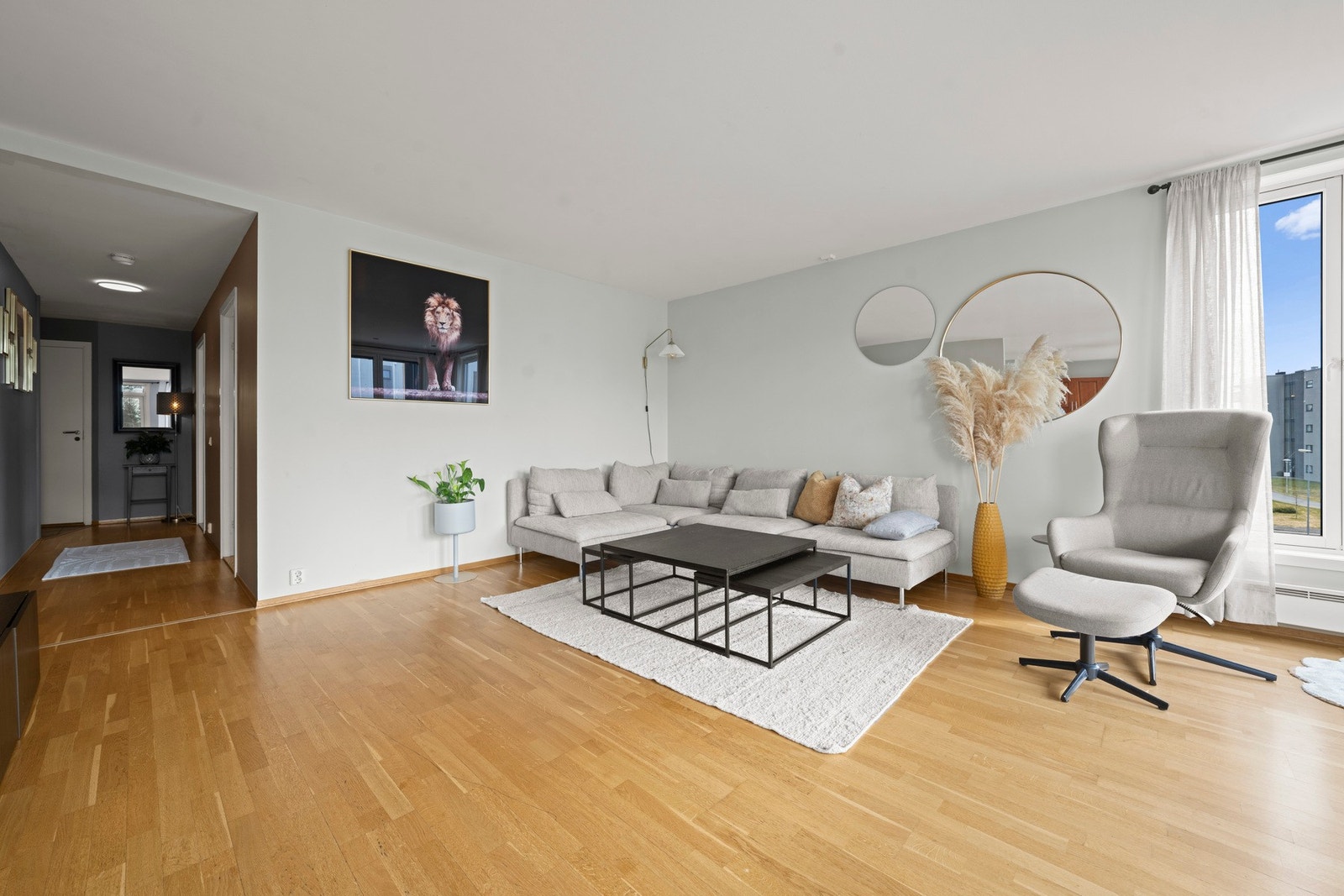 Soffagruppen finner sin naturlige plassering i stuen. Galleribilde