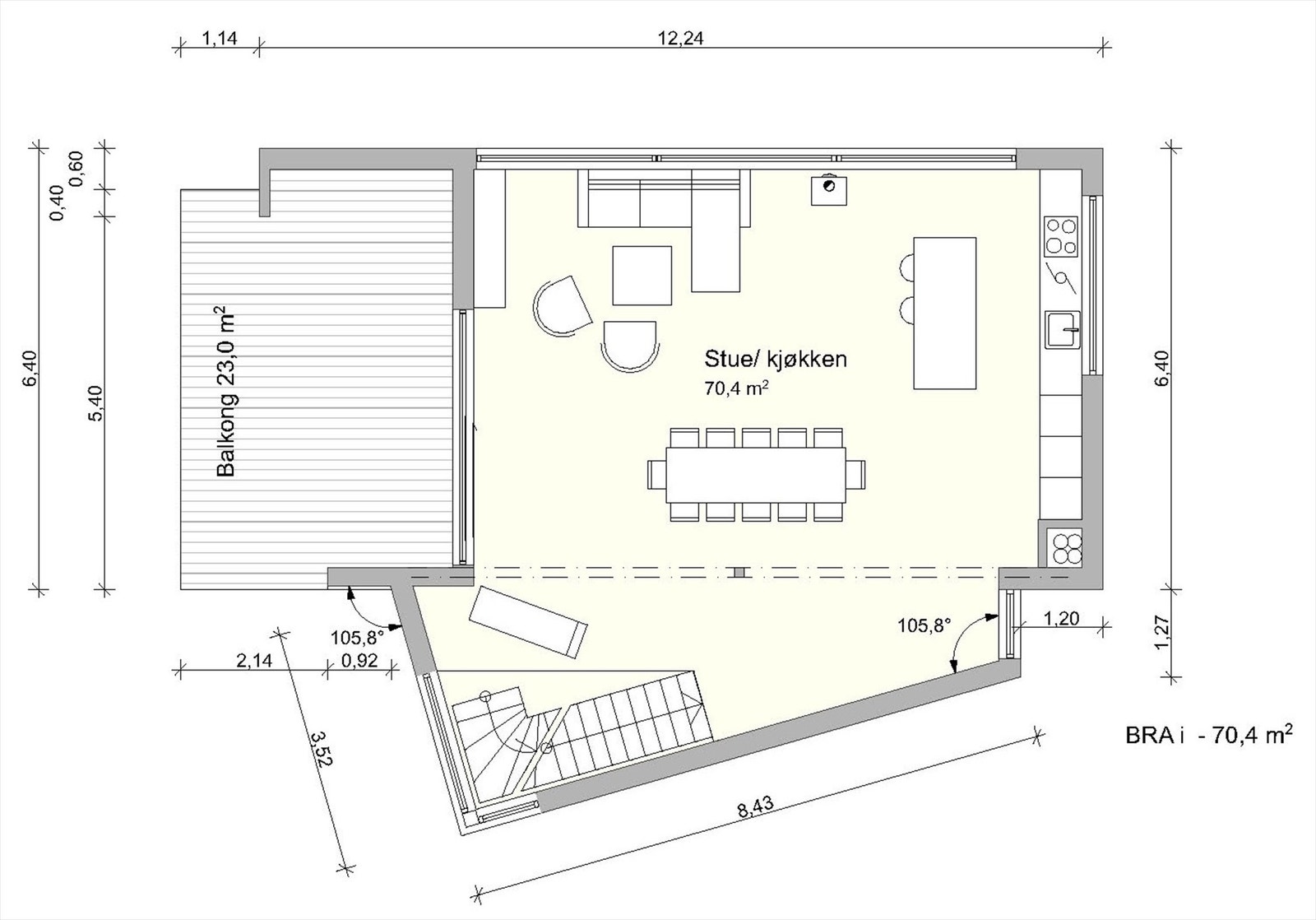 Toppetasjen er viet til en åpen og sosial sone på over 70 m² med stue, spisestue og kjøkken. Galleribilde