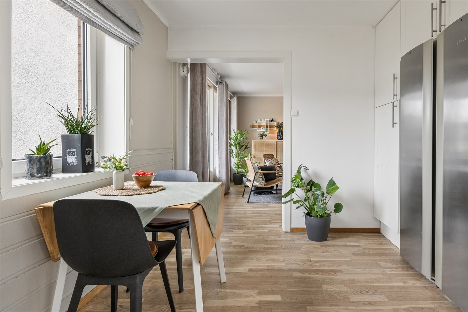 Alt i alt et funksjonelt og godt kjøkken som innbyr til gode smaksopplevelser. Galleribilde