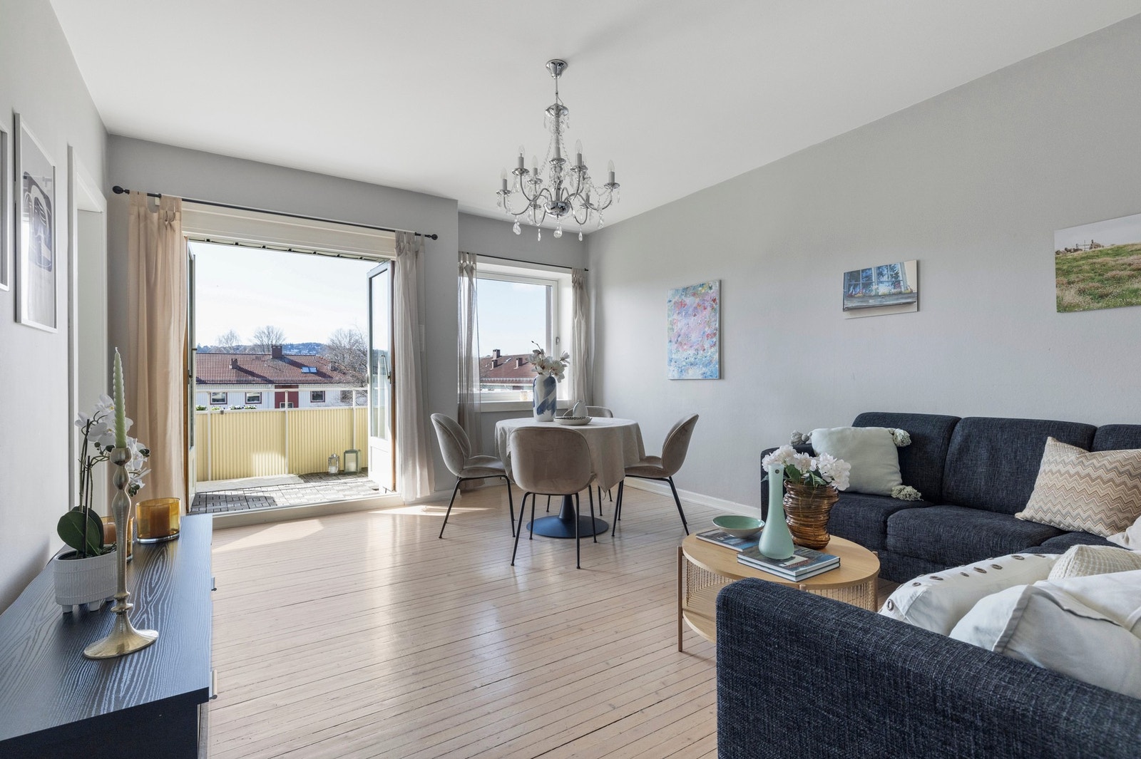 Velkommen til Etterstadsletta 37B - Presentert av Halid Talic v/EIE eiendomsmegling.
Foto: Marikafoto. Galleribilde