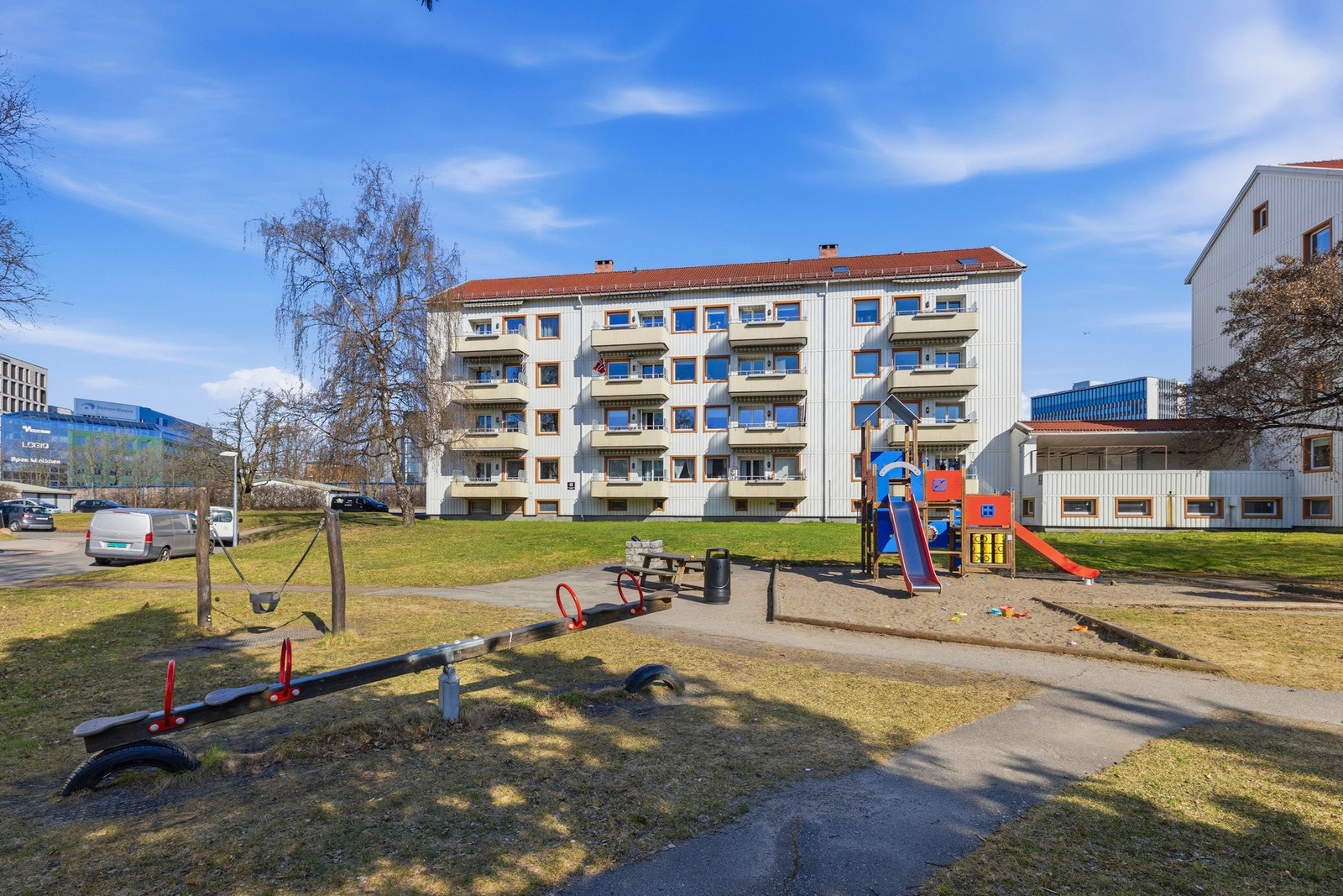 Det er lekeplass for store og små. Galleribilde