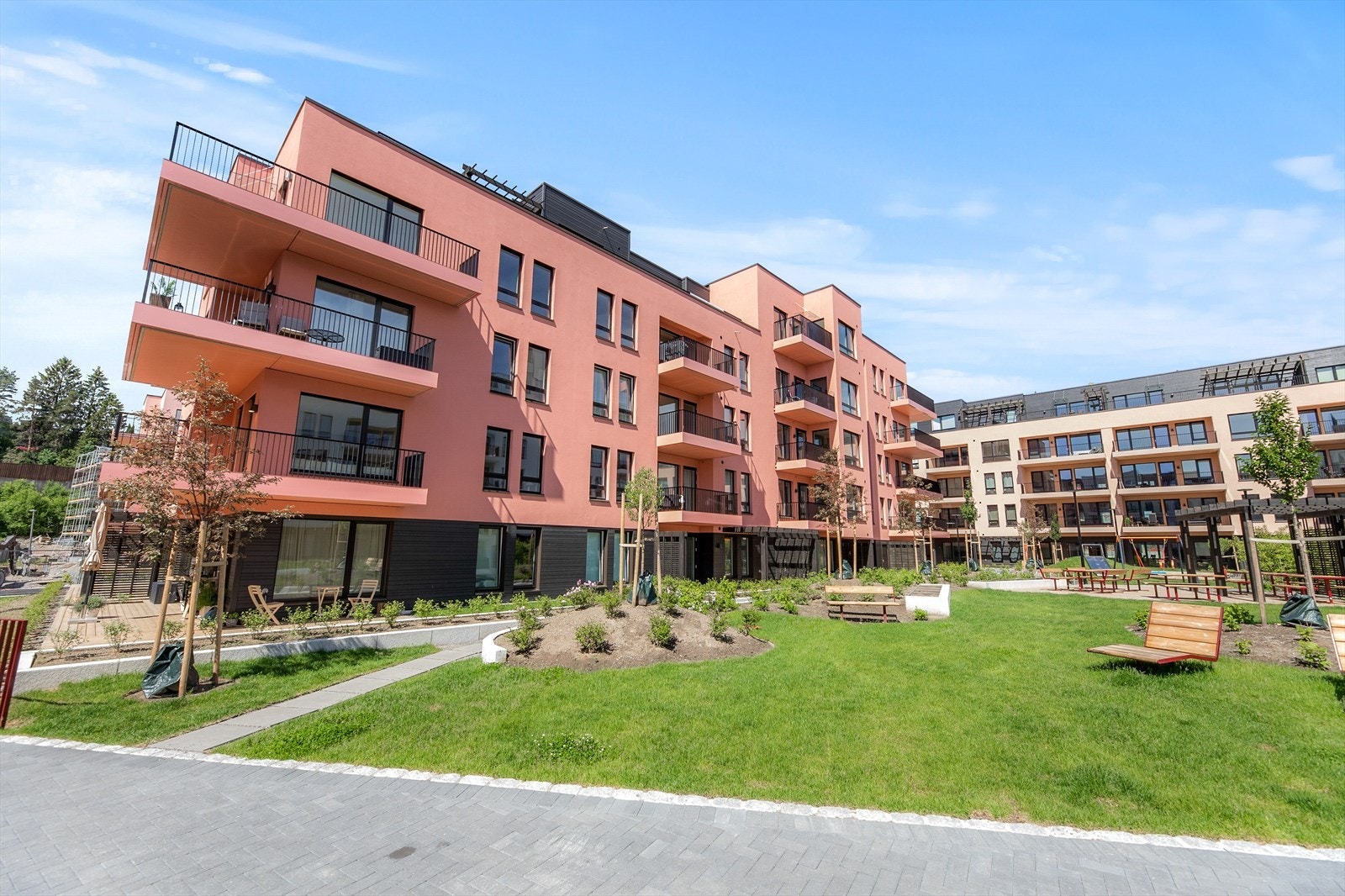 Bygget er en del av det nye prosjektet Gårdskvartalet 1 fra Selvaag Bolig, ferdigstilt i 2024. Galleribilde