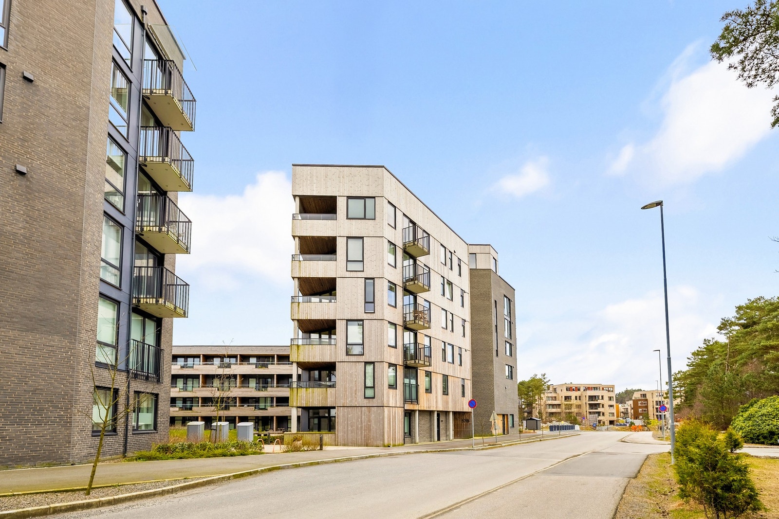 Det opplyses for ordens skyld om at det er vedtatt å slå sammen sameiene i 57A-D, 57E-H og 57I-M. Galleribilde