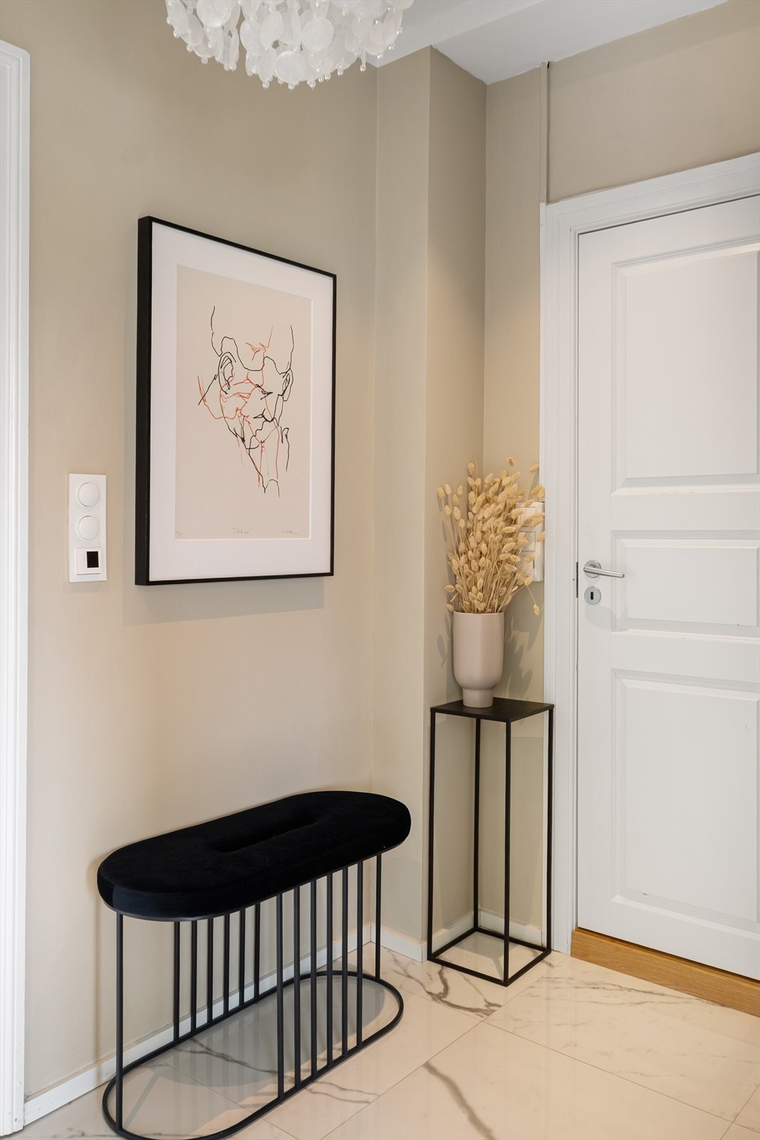 Varmekabler i gulvet på bad og entré. Galleribilde