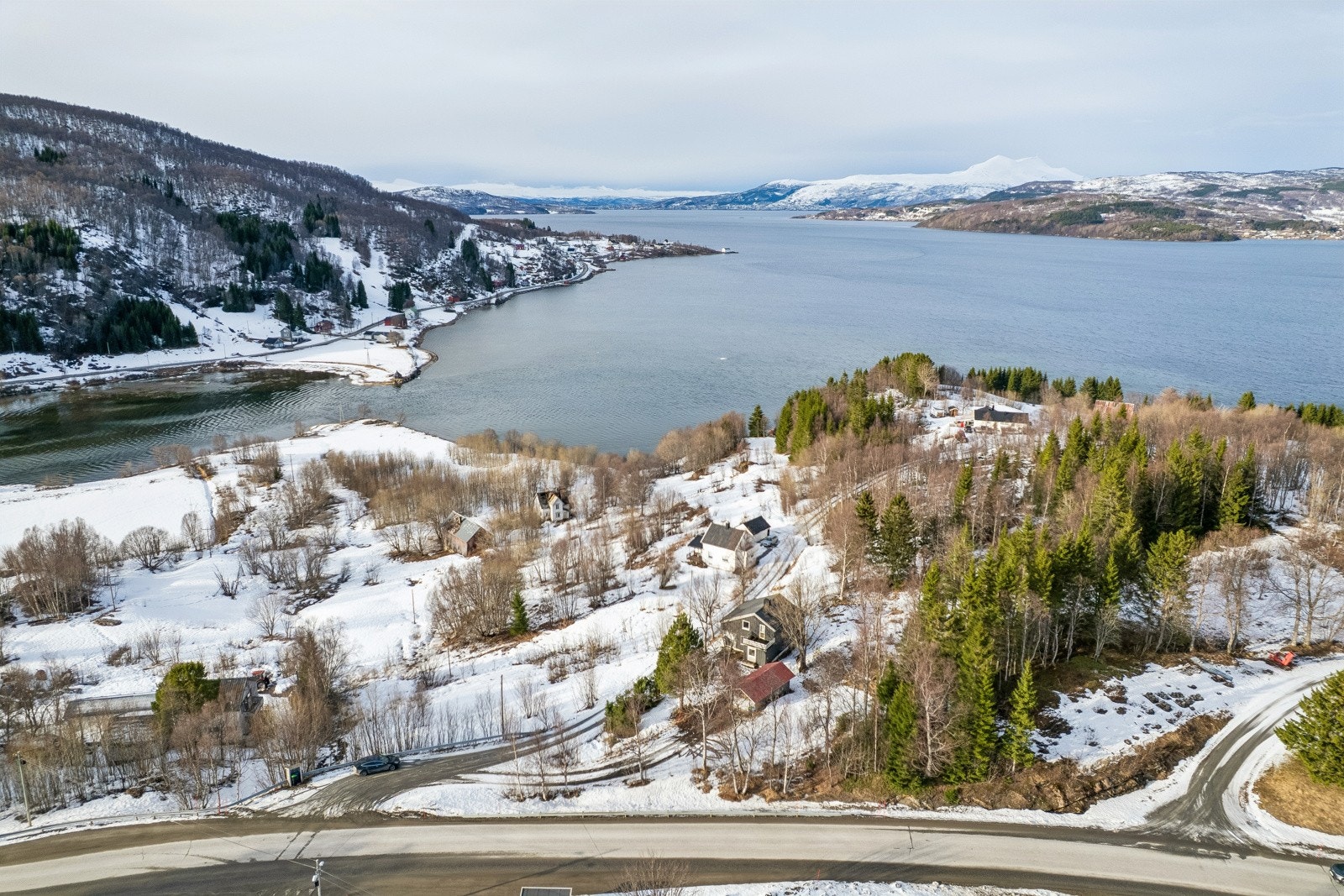Fantastisk naturskjønn beliggenhet.