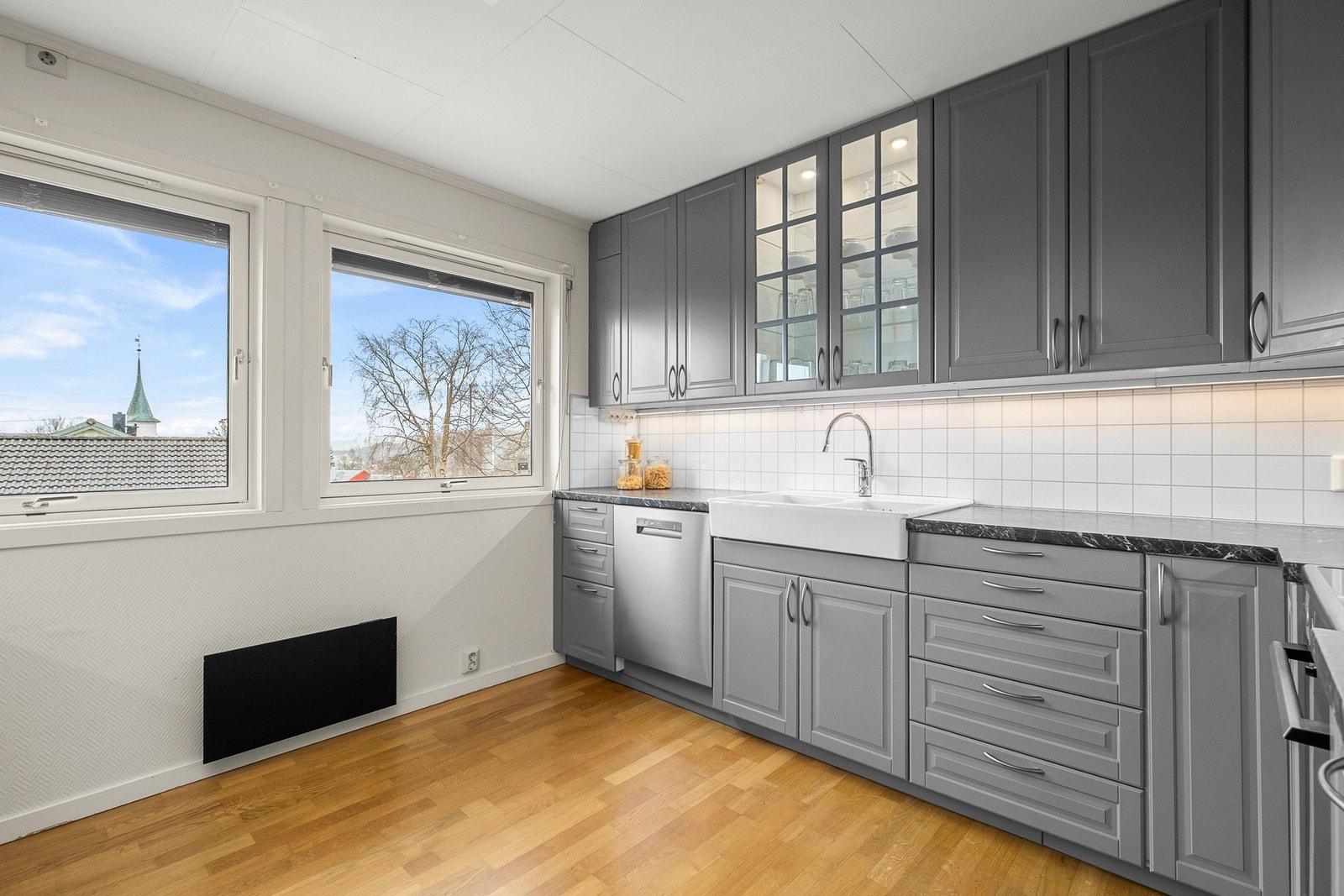 Kjøkkenet er fra 2019. Galleribilde