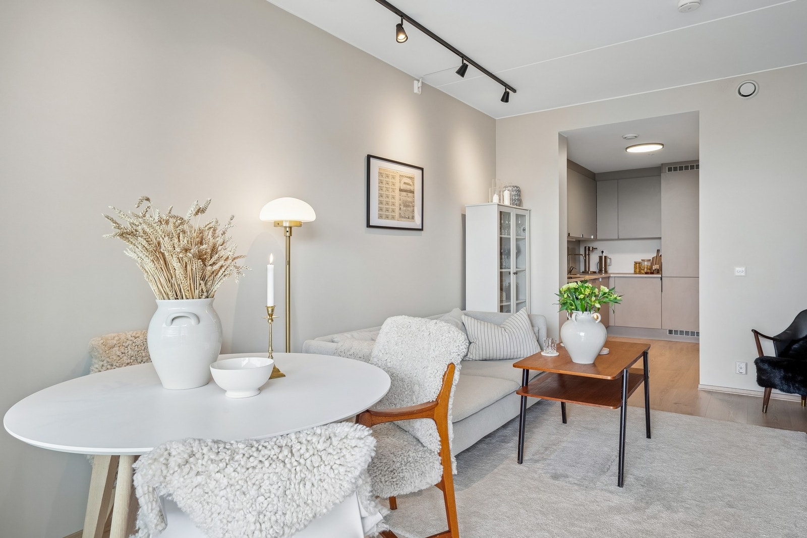 Flott moderne selveierleilighet fra 2024. Galleribilde