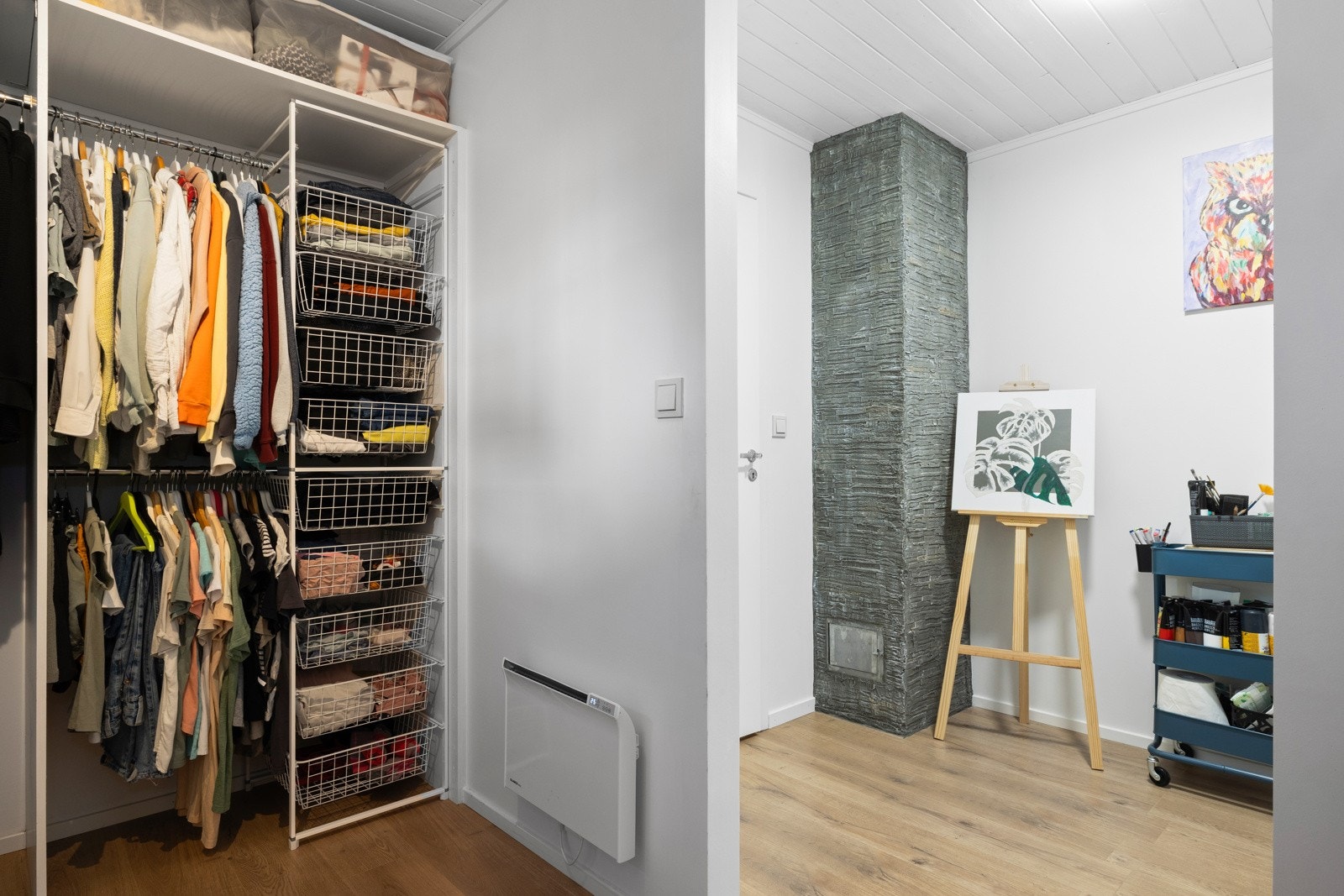Praktisk rom som i dag brukes til garderobe Galleribilde