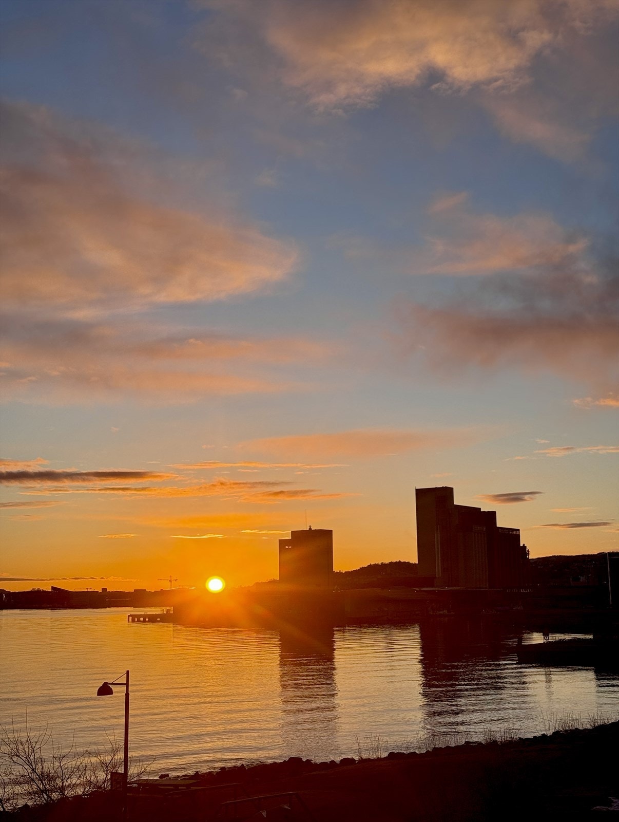 Morgensol mars 2026. Selgers eget bilde. Galleribilde