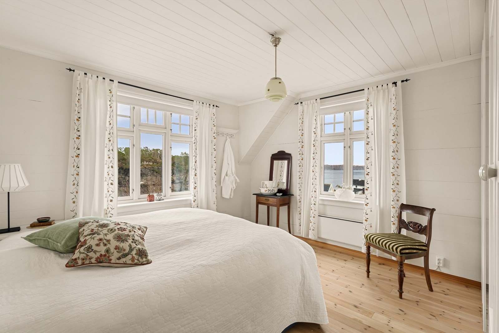 Soverom nr. 4 Galleribilde