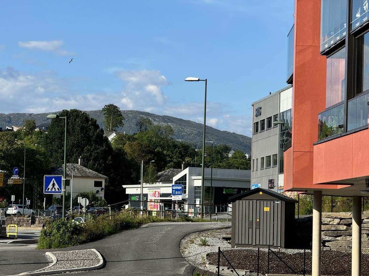 Kiwi og Sats treningsenter et stein kast unna Galleribilde