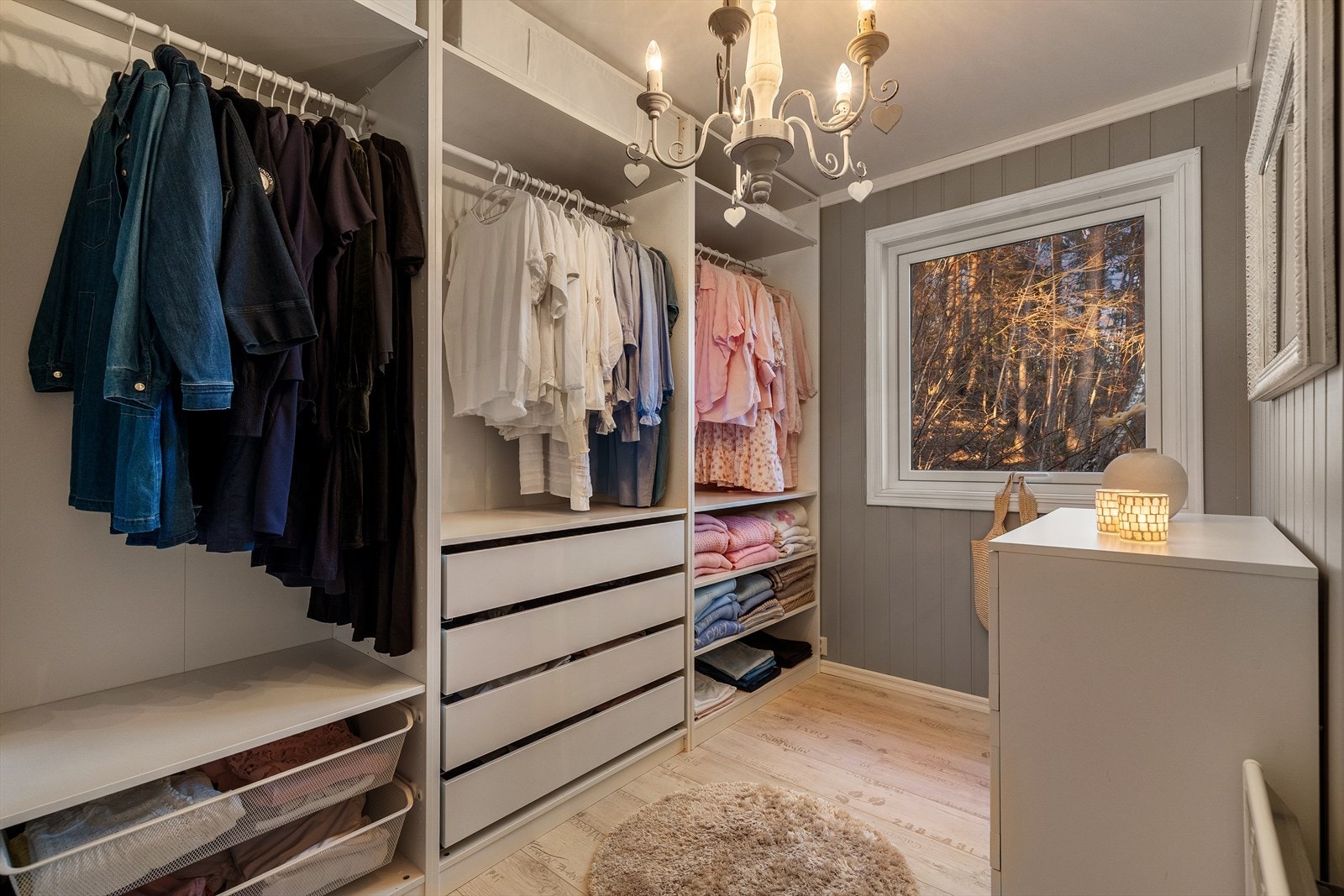 Soverom 3 - Benyttes i dag som garderoberom Galleribilde